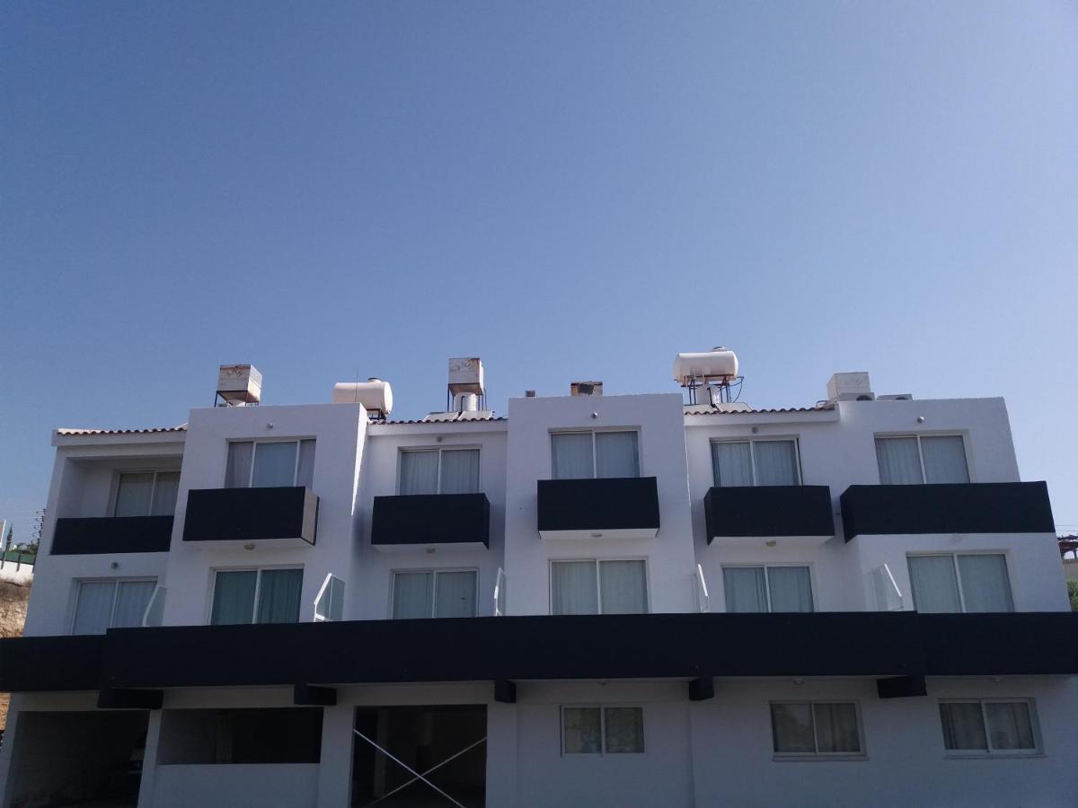 לימסול Parojim Apartments מראה חיצוני תמונה